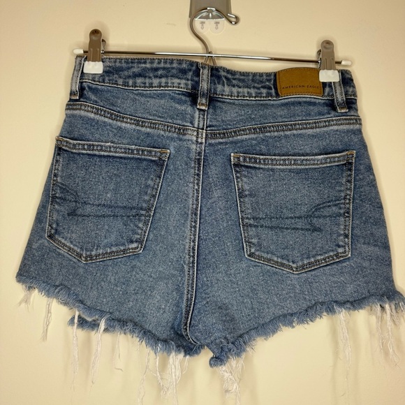 AMERICAN EAGLE Mom Short Distressed Cutoff Summer High Waisted Light Wash Shorts - Picture 5 of 9